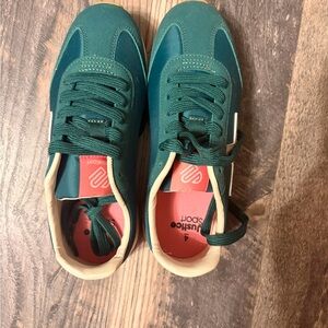Justice Kids Sneakers in Teal and Cream